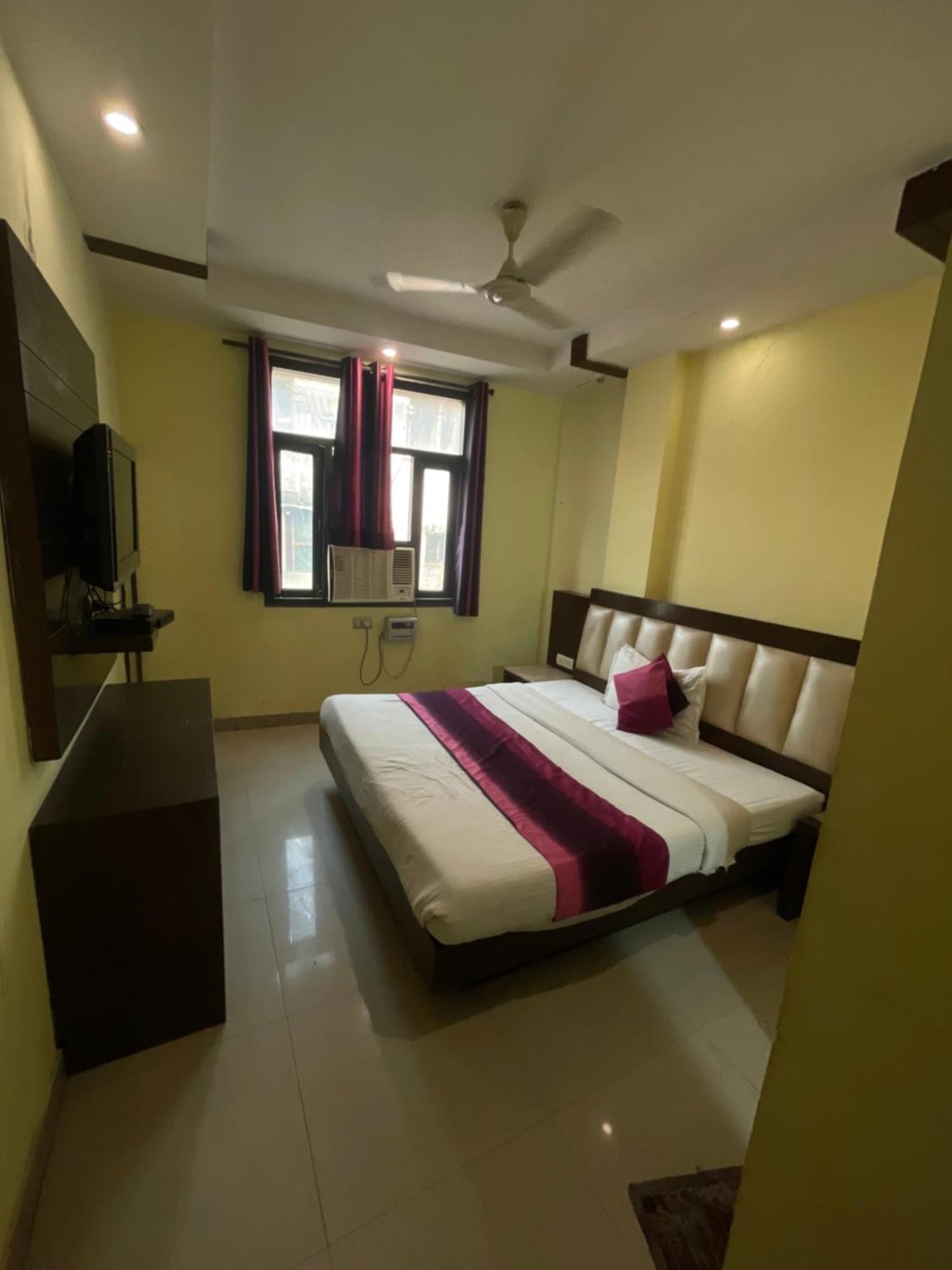 Hotel Golden Gate New Delhi Luaran gambar