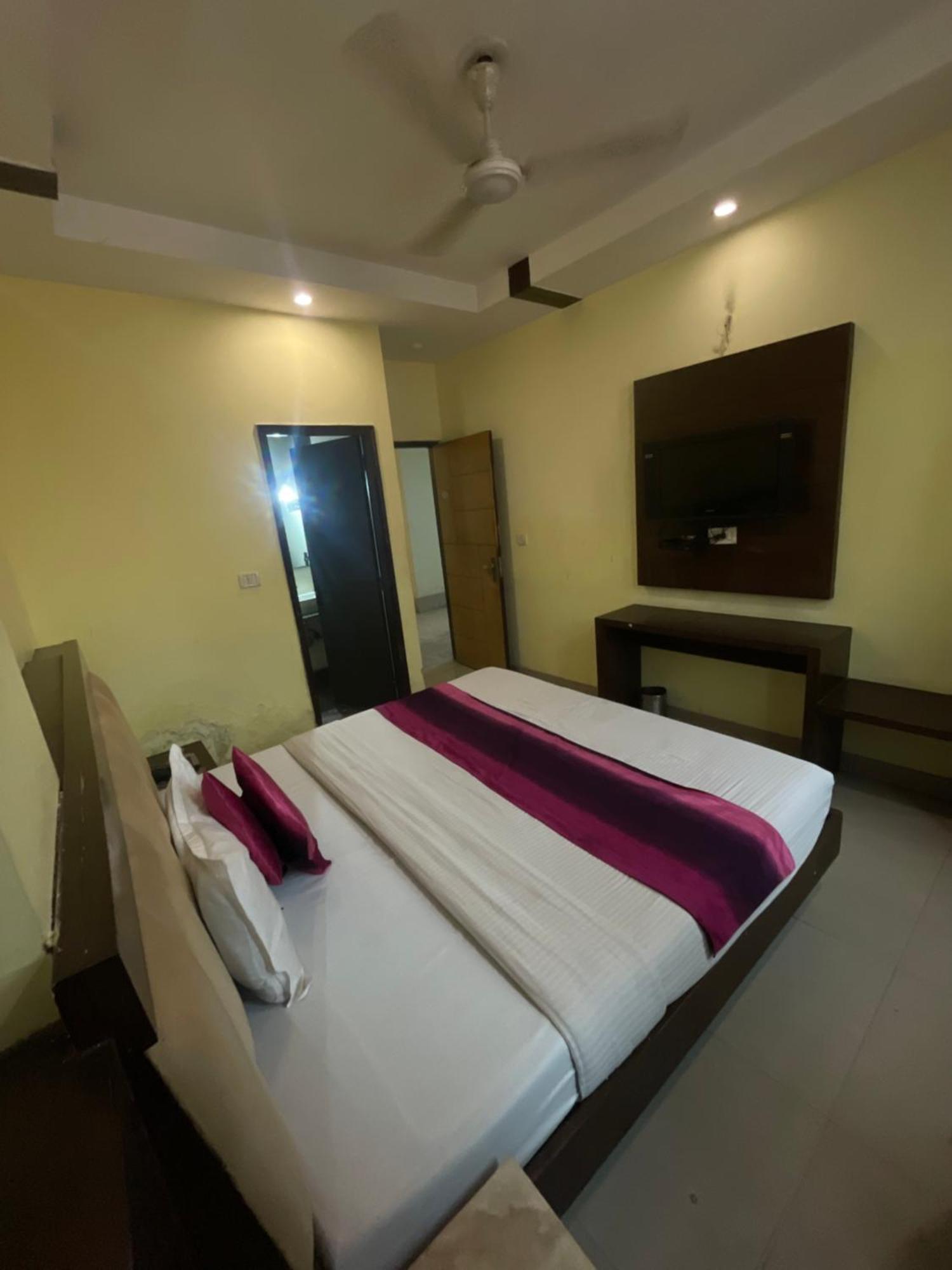 Hotel Golden Gate New Delhi Luaran gambar